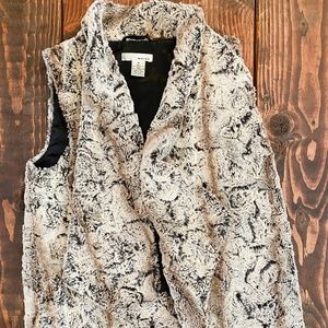 WD NY Faux Fur Vest